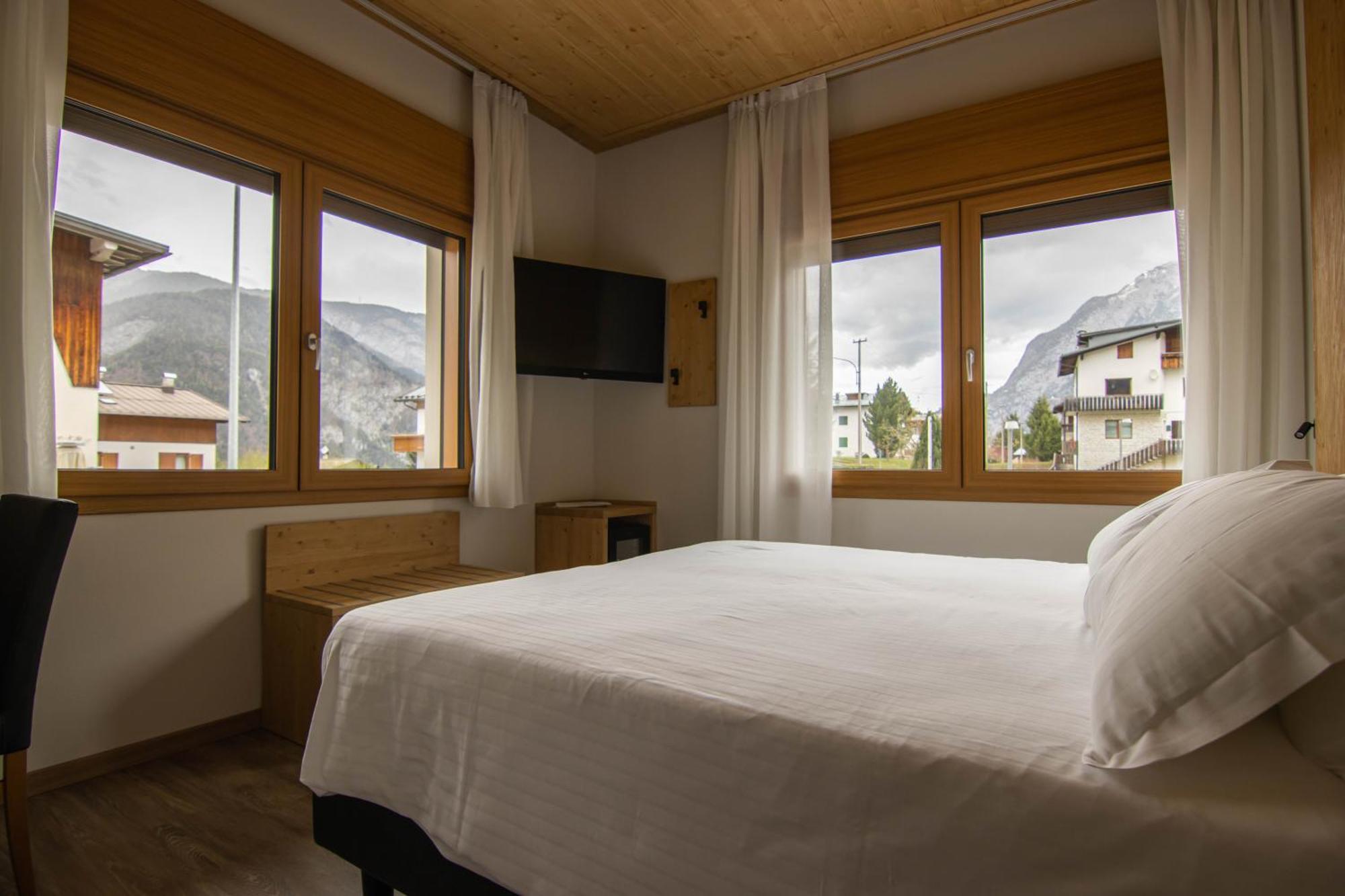 Chalet Cridola Dolomiti Experience Lorenzago Di Cadore Exterior photo